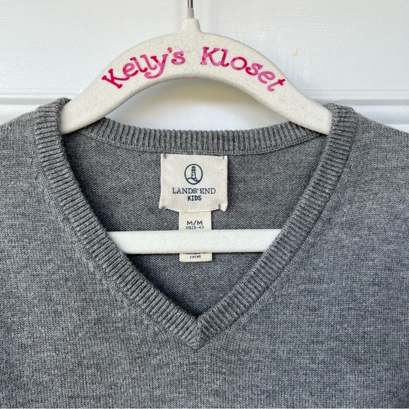 •Lands’ End Kids• Fine Gauge Knit V-Neck Sweater - Size Medium (5-6) - Picture 2 of 6